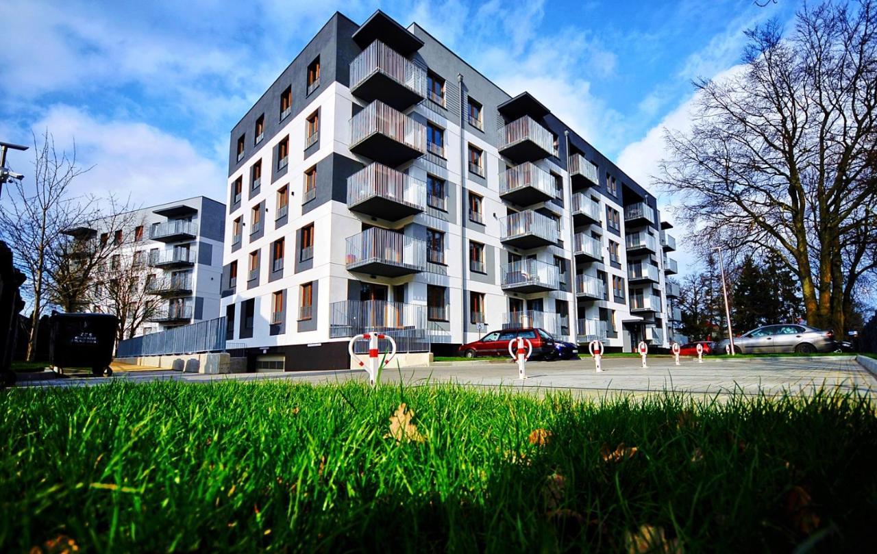 Apartament Za Swierkami 6 Osob , 3 Pokoje Kolobrzeg Ngoại thất bức ảnh