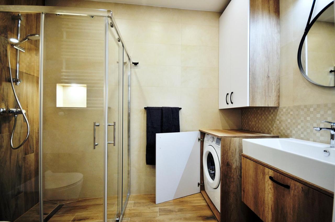 Apartament Za Swierkami 6 Osob , 3 Pokoje Kolobrzeg Ngoại thất bức ảnh