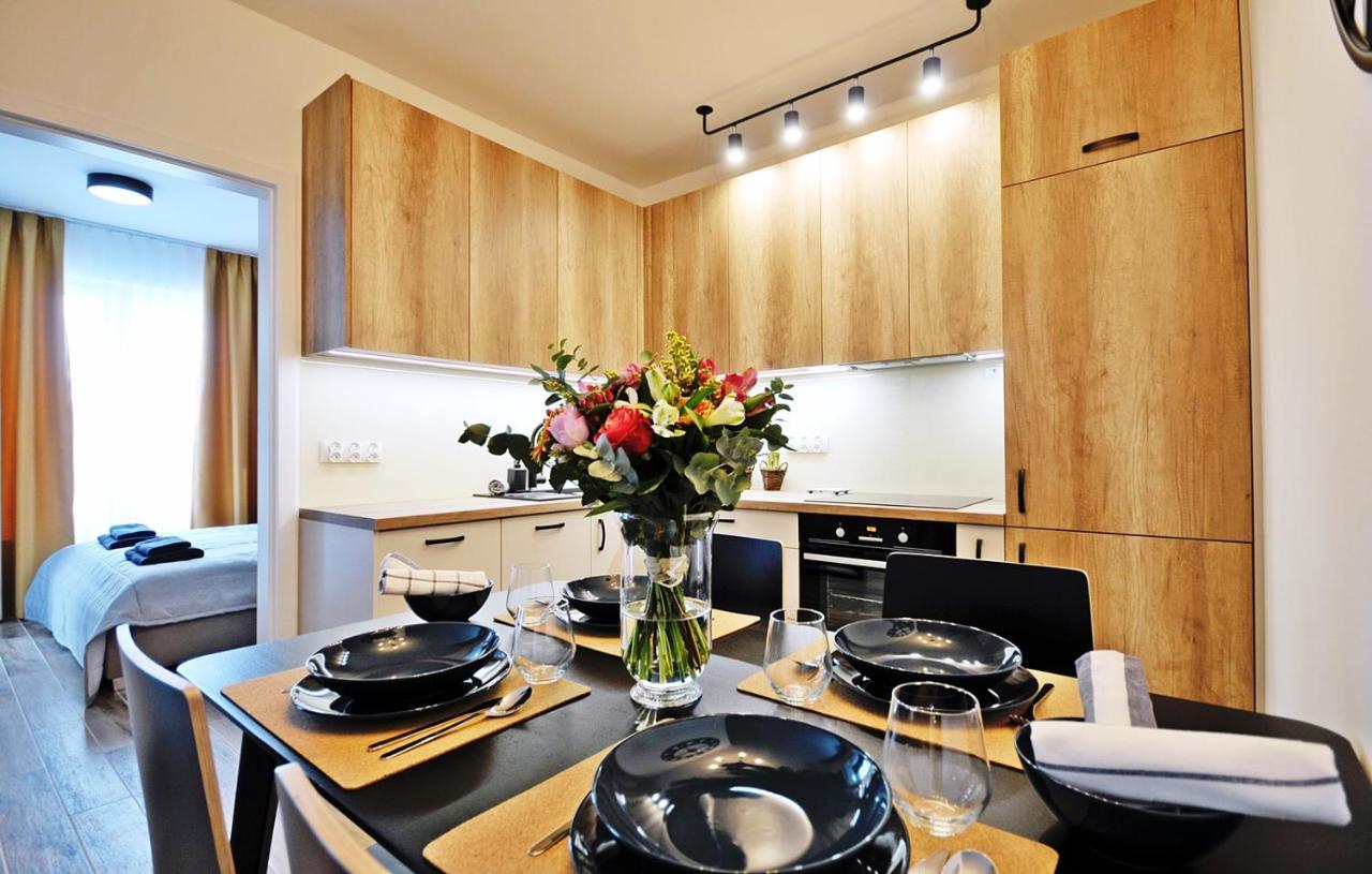 Apartament Za Swierkami 6 Osob , 3 Pokoje Kolobrzeg Ngoại thất bức ảnh